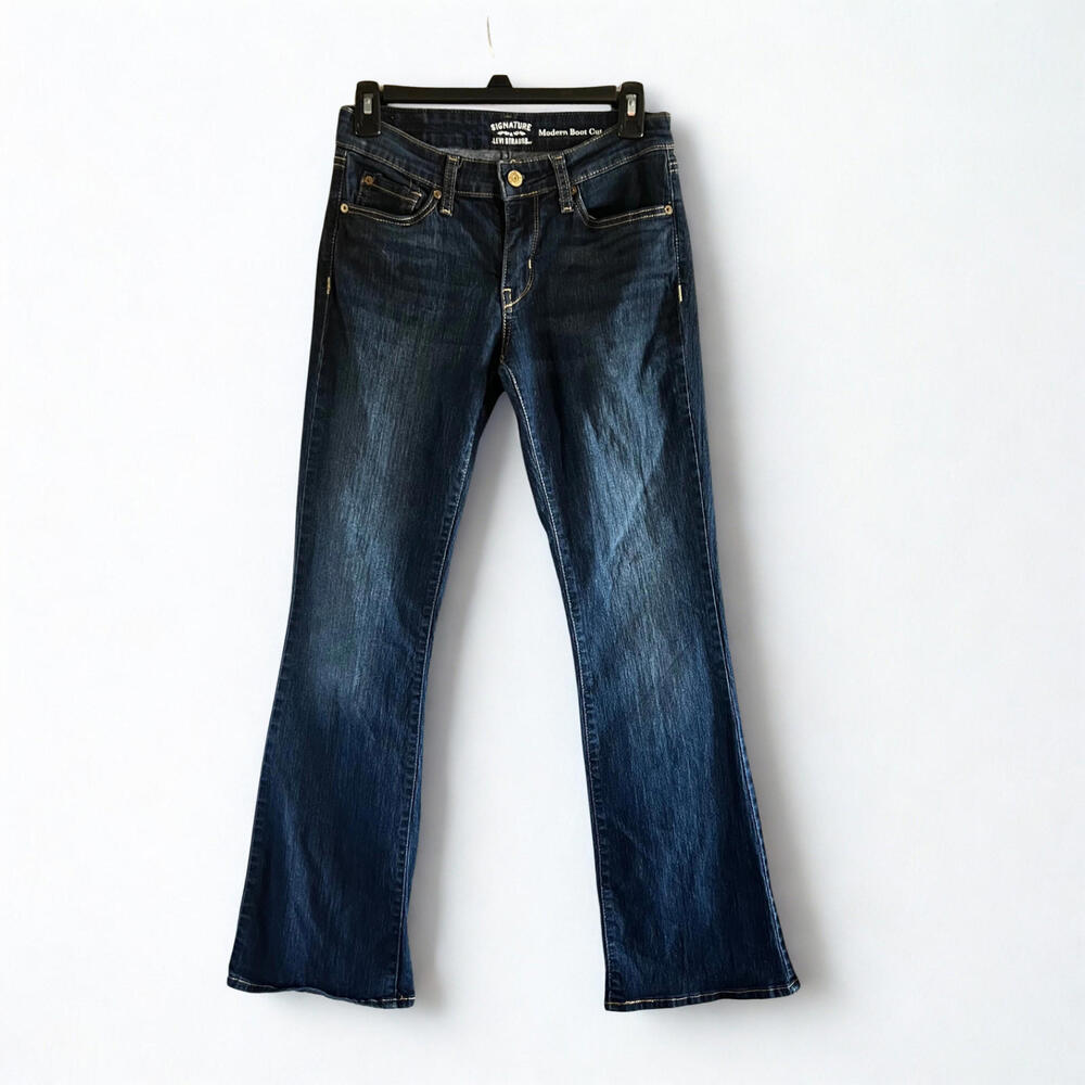 Levis Signature Womens 27wx32 Regular Modern Boot Cut Dark Wash Denim Blue Jeans